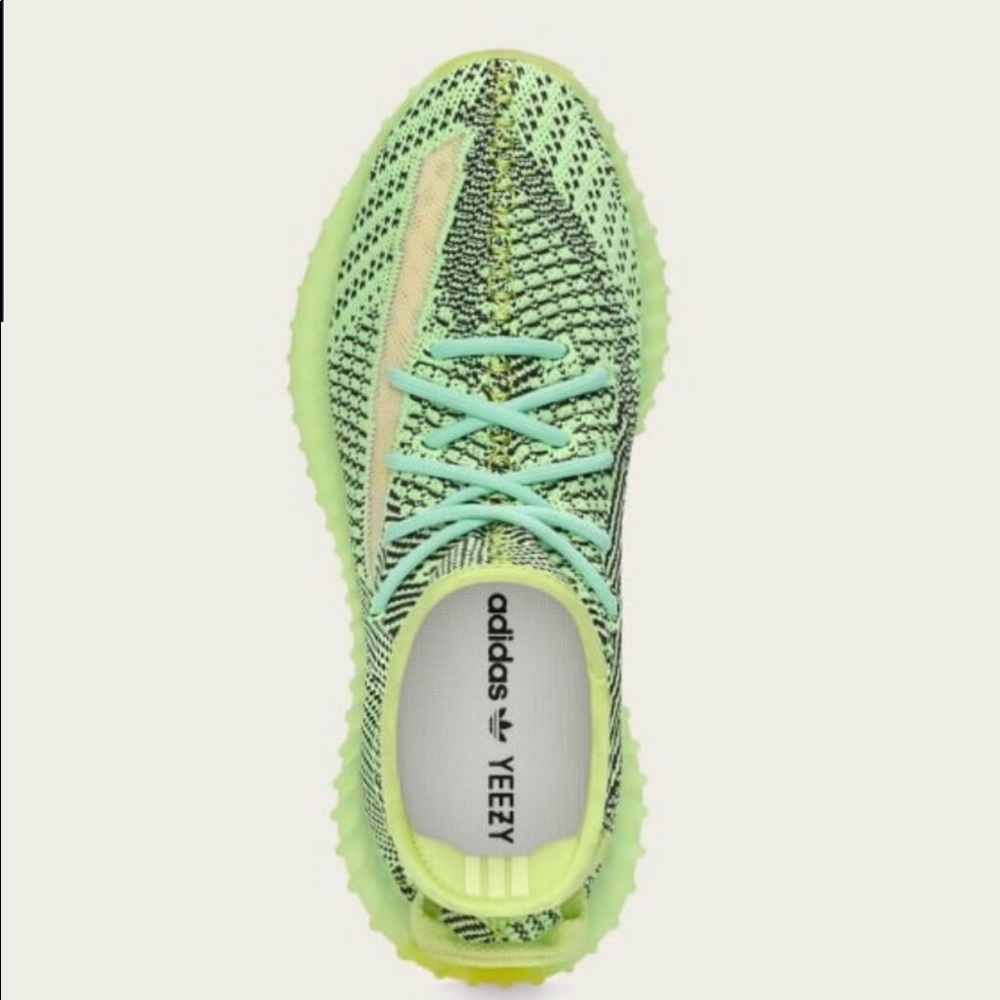 SOLD!!Yeezy Boost 350 V2 Yeezy Reel Non Reflective